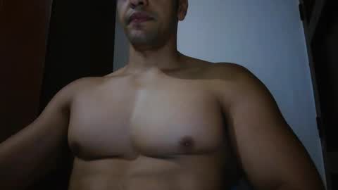 fitchestabs_69 online show from 04/30/26, 07:53