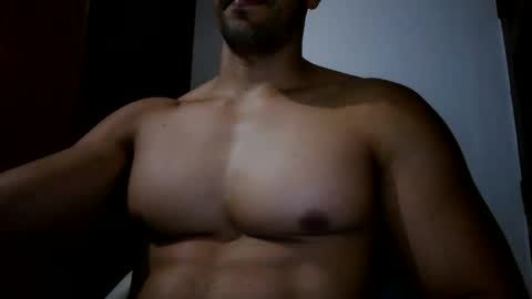 fitchestabs_69 online show from 05/18/26, 09:31