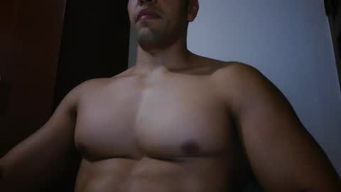 fitchestabs_69 online show from 05/21/26, 08:27