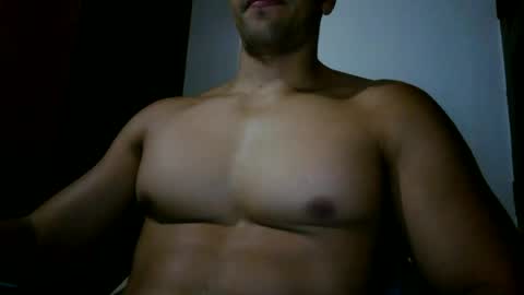 fitchestabs_69 online show from 07/04/26, 01:17