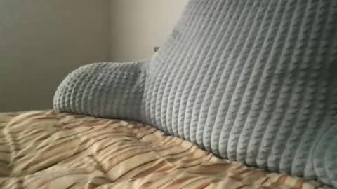 Snapshot of fitcollegestudxx chatting on 01/18/26, 03:27 FitCollegeStudxx online show from 01/18/26, 03:27