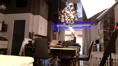 Snapshot of fitcougarcb chatting on 10/15/25, 01:44 Bianca online show from 10/15/25, 01:44