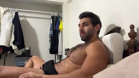 fitcurvyman4fun_69 online show from 10/24/25, 11:56