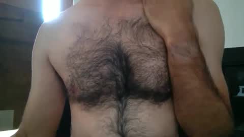 Snapshot of fitfriendlyandhairy chatting on 01/08/25, 09:23 fitfriendlyandhairy online show from 01/08/25, 09:23