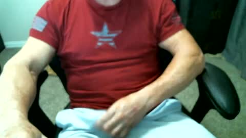 fitguy40 online show from 06/17/26, 09:16