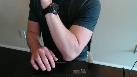 Snapshot of fithubby80 chatting on 03/27/26, 07:24 fithubby80 online show from 03/27/26, 07:24