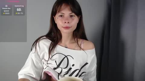 Snapshot of fitmila chatting on 07/06/26, 08:11 fitmila online show from 07/06/26, 08:11