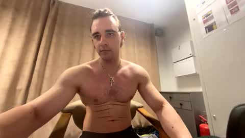 Snapshot of fitnessboyteam chatting on 05/17/26, 12:45 FitnessBoyTeam online show from 05/17/26, 12:45