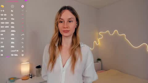 Kira online show from 05/15/26, 01:45