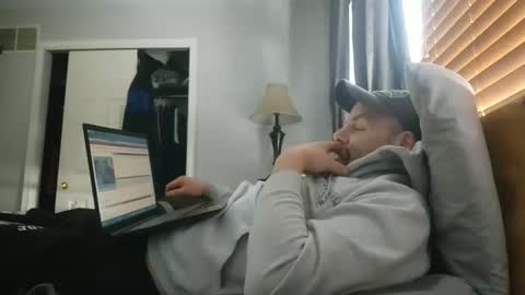 Snapshot of fkmylife6669 chatting on 01/12/25, 05:22 Nate online show from 01/12/25, 05:22