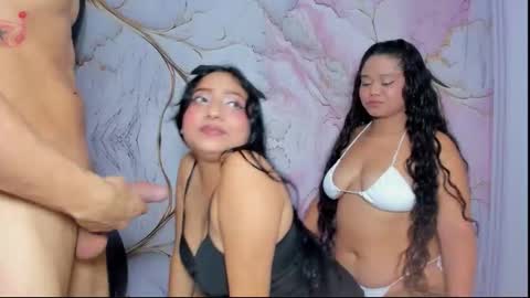 Sophia Antonella Ryan online show from 11/22/25, 02:21