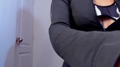 Snapshot of flaca_57 chatting on 12/03/25, 12:51 FLACA online show from 12/03/25, 12:51