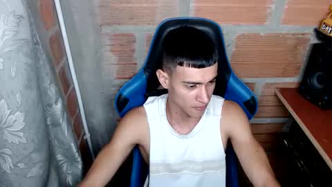 Snapshot of flacolatind chatting on 01/15/25, 02:06 FLACO online show from 01/15/25, 02:06