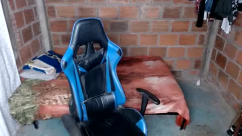 Snapshot of flacolatind chatting on 01/29/25, 04:05 FLACO online show from 01/29/25, 04:05