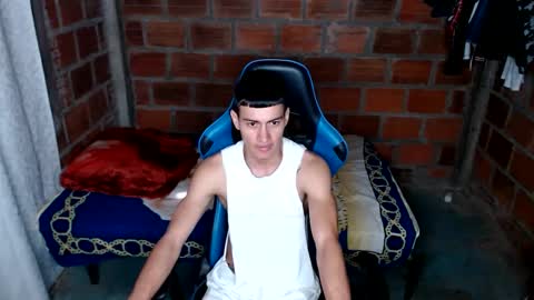 Snapshot of flacolatind chatting on 02/01/25, 04:33 FLACO online show from 02/01/25, 04:33