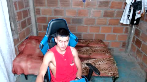 Snapshot of flacolatind chatting on 02/12/25, 08:07 FLACO online show from 02/12/25, 08:07