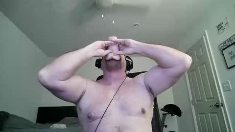 Snapshot of flaguy3233 chatting on 01/27/25, 06:31 Florida guy online show from 01/27/25, 06:31