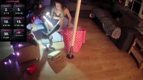 Snapshot of flakoyflaki chatting on 12/20/24, 11:37 flakoyflaki online show from 12/20/24, 11:37