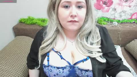 Gabrielle online show from 01/03/25, 05:10