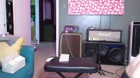 Snapshot of flanneldong chatting on 09/29/25, 10:20 Flannel Dong online show from 09/29/25, 10:20