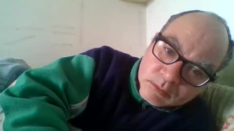 Carlo online show from 04/01/26, 04:15