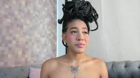 Snapshot of flavia_cruz chatting on 09/25/25, 07:50 Flavia online show from 09/25/25, 07:50