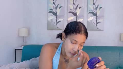 Flavia online show from 03/24/26, 12:21