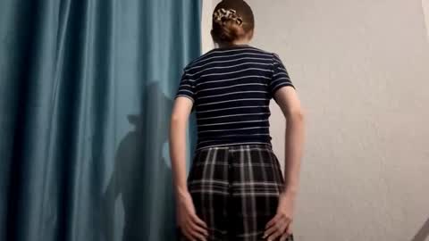 Snapshot of fleshpoetry chatting on 02/28/26, 01:28 Emma online show from 02/28/26, 01:28