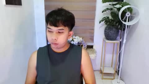 fletcher_dior23 online show from 11/21/25, 12:48