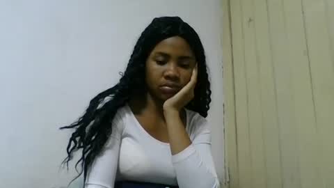 Snapshot of fleurissa chatting on 09/12/25, 12:44 fleurissa online show from 09/12/25, 12:44