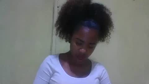 Snapshot of fleurissa chatting on 10/16/25, 06:53 fleurissa online show from 10/16/25, 06:53