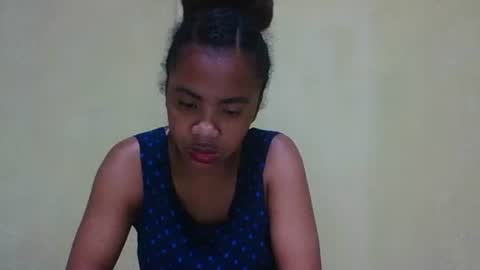 Snapshot of fleurissa chatting on 10/23/25, 06:17 fleurissa online show from 10/23/25, 06:17