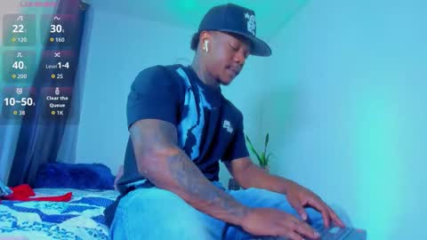 Flex Taylor  online show from 02/19/26, 06:04