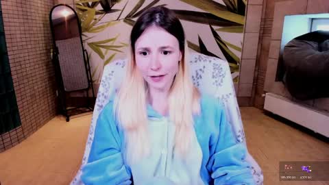 Snapshot of fleximona chatting on 05/16/26, 09:06 FlexiMona online show from 05/16/26, 09:06