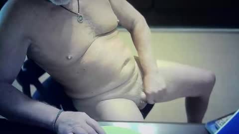 flfireguy65 online show from 04/17/26, 03:37