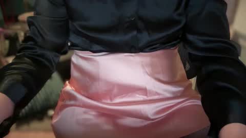 Snapshot of flickyerswitch chatting on 02/17/26, 05:26 Monty online show from 02/17/26, 05:26