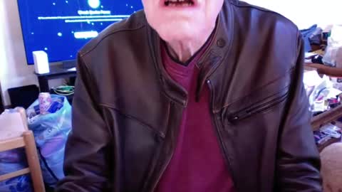 Snapshot of flip4u chatting on 01/14/25, 12:00 flip4u online show from 01/14/25, 12:00