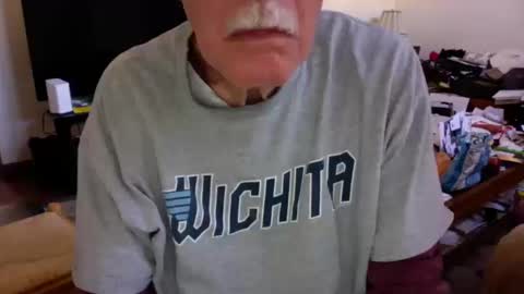 Snapshot of flip4u chatting on 10/16/25, 11:39 flip4u online show from 10/16/25, 11:39