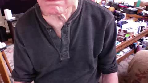 Snapshot of flip4u chatting on 11/23/25, 08:41 flip4u online show from 11/23/25, 08:41