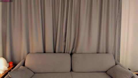 Doloras online show from 02/15/26, 09:11