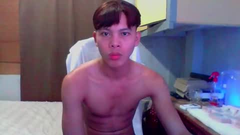 Snapshot of flirtfactorx chatting on 10/19/25, 04:07 flirtfactorx online show from 10/19/25, 04:07