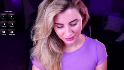 Snapshot of flirty_kitty1 chatting on 11/03/25, 11:04 Elizaveta -Lisa online show from 11/03/25, 11:04