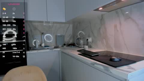 Emely  online show from 09/17/25, 05:03