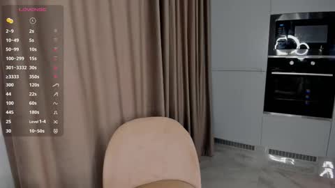 Emely  online show from 10/06/25, 04:32