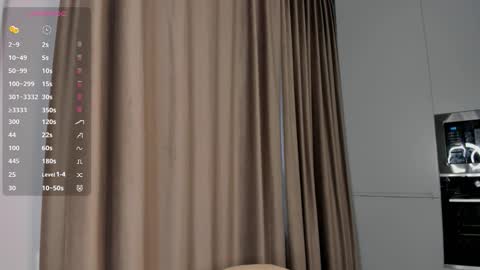 Emely  online show from 10/23/25, 06:02