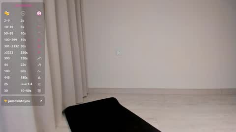 Emely  online show from 11/21/25, 07:07