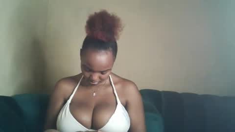 Snapshot of flirtymimie chatting on 11/19/25, 07:03 flirtymimie online show from 11/19/25, 07:03