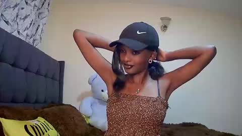 Snapshot of flirtyy_sheery chatting on 12/07/24, 11:34 sheery online show from 12/07/24, 11:34