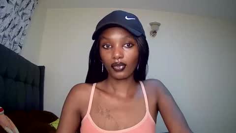 Snapshot of flirtyy_sheery chatting on 01/21/25, 03:37 sheery online show from 01/21/25, 03:37