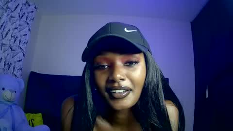 Snapshot of flirtyy_sheery chatting on 02/06/25, 02:26 sheery online show from 02/06/25, 02:26